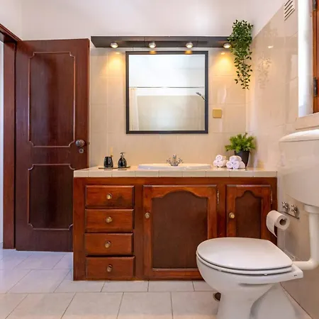 Casa Boskany By Junto Ao Mar Nyaraló